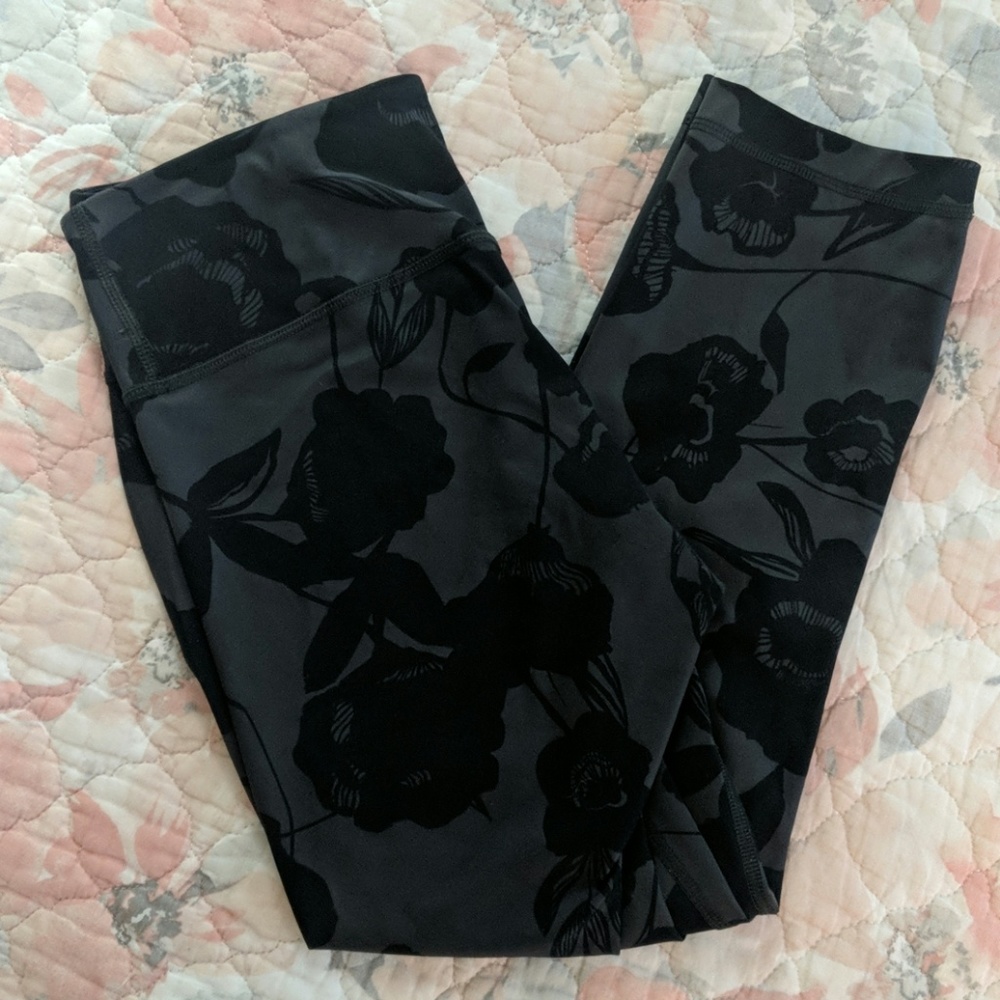 Lululemon Cropped Leggings